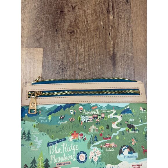 Spartina 449 Blue Ridge Mountains North Carolina Clutch Wristlet *Read - Picture 7 of 10